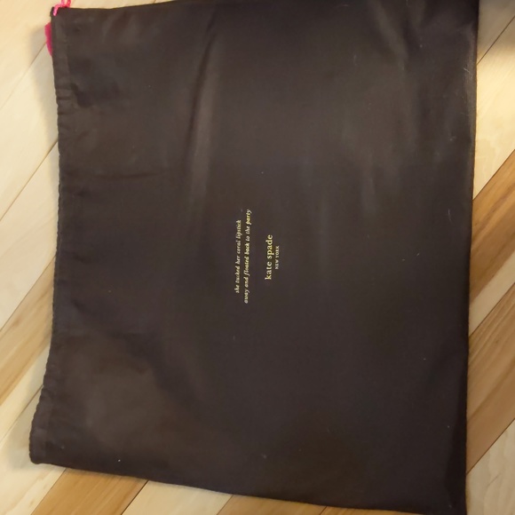 EUC Kate Spade Cobble Hill Taylor Tote, Black, With Dust Cover. - Picture 5 of 13